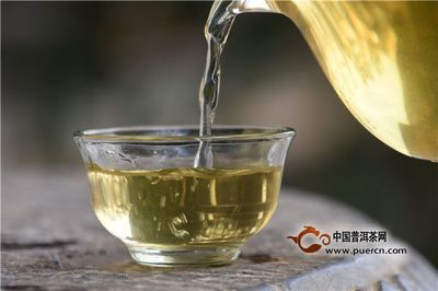 炒茶這件事,本身就是在拼資源